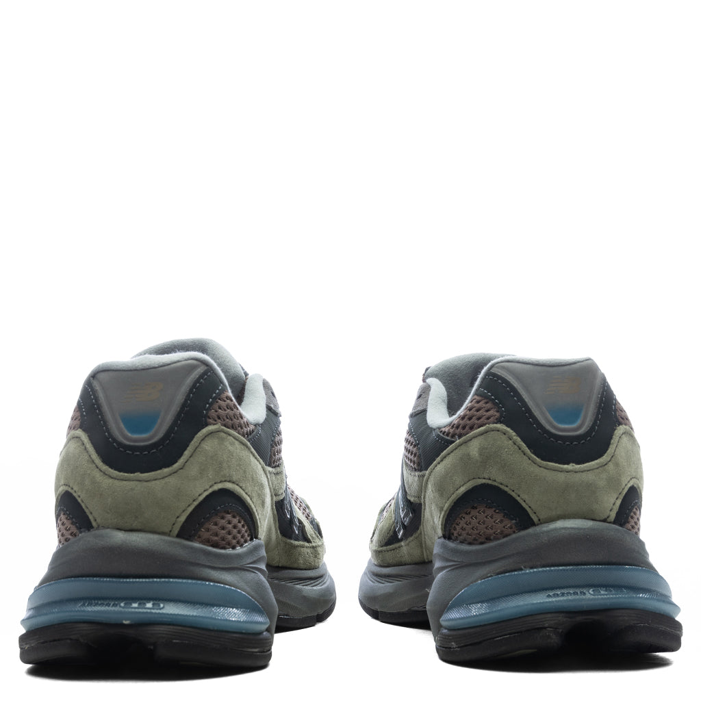 2010 - Dark Olivine/Mushroom New Balance