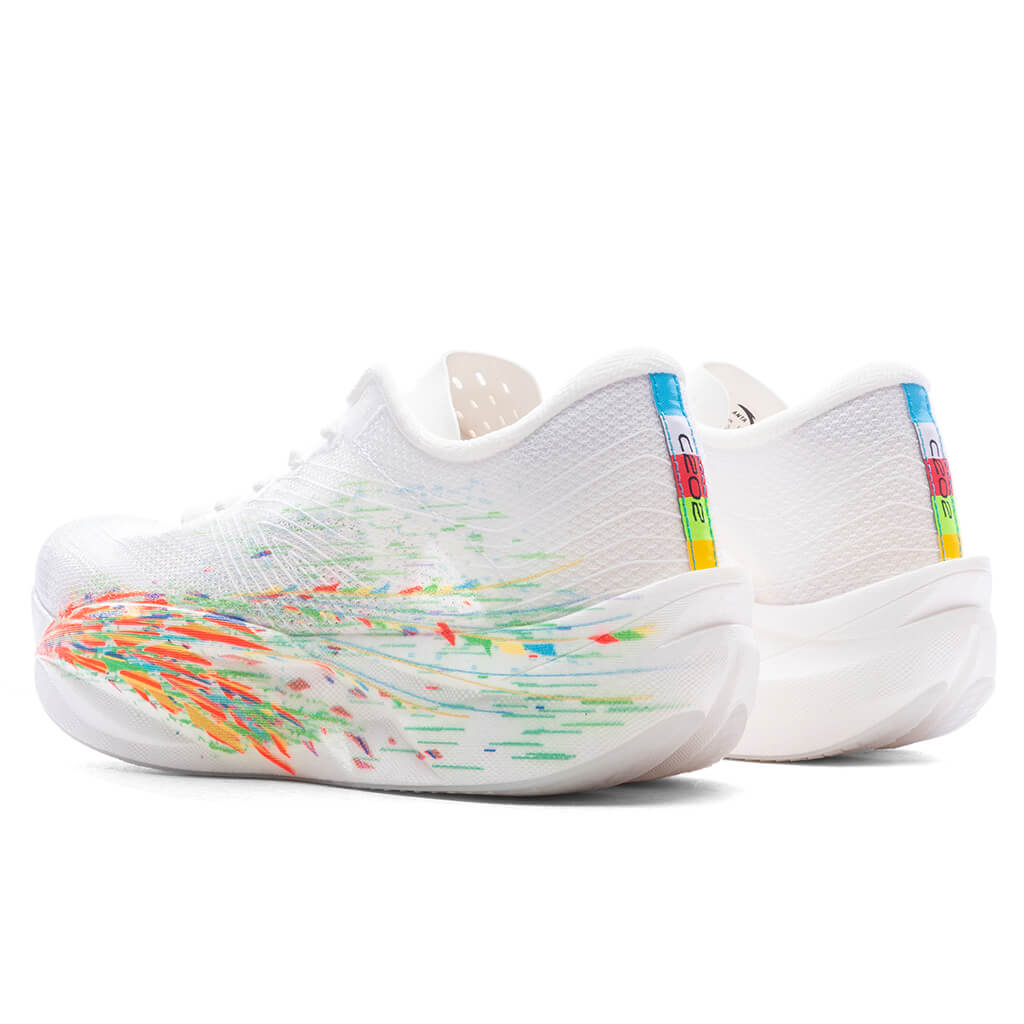 C202 6 - White/Orange/Green Anta