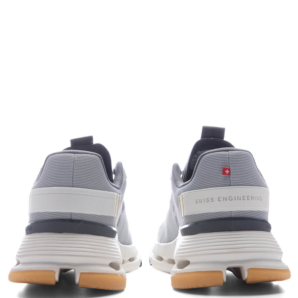 Cloudnova Form 2 - Glacier/Olive On