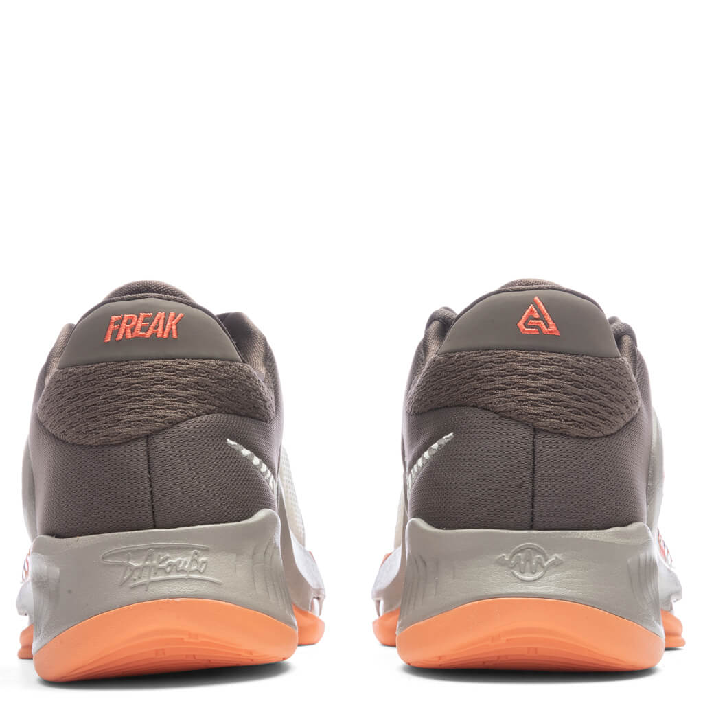 Zoom Freak 4 - Ironstone/Orange Trance/Sail Nike