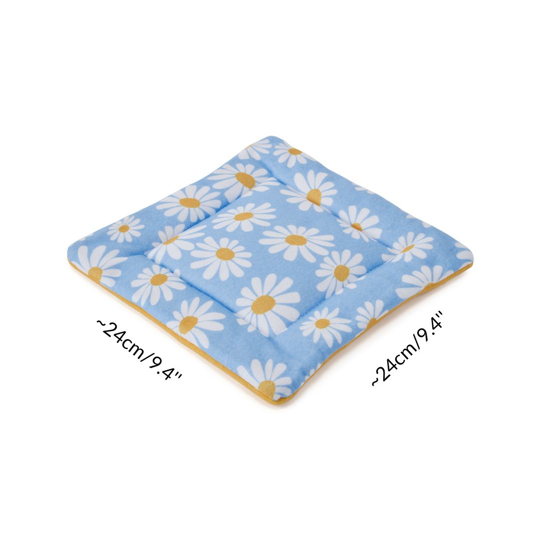Pee Pad for Guinea Pigs | Daisy Collection Kavee Pets Ltd UK