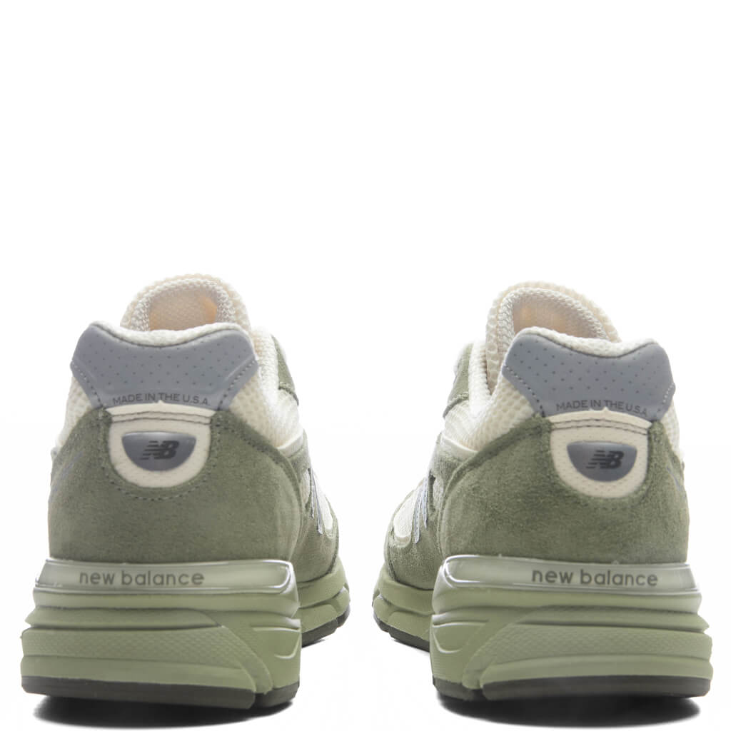 Made in USA 990v4 - Olive Leaf New Balance