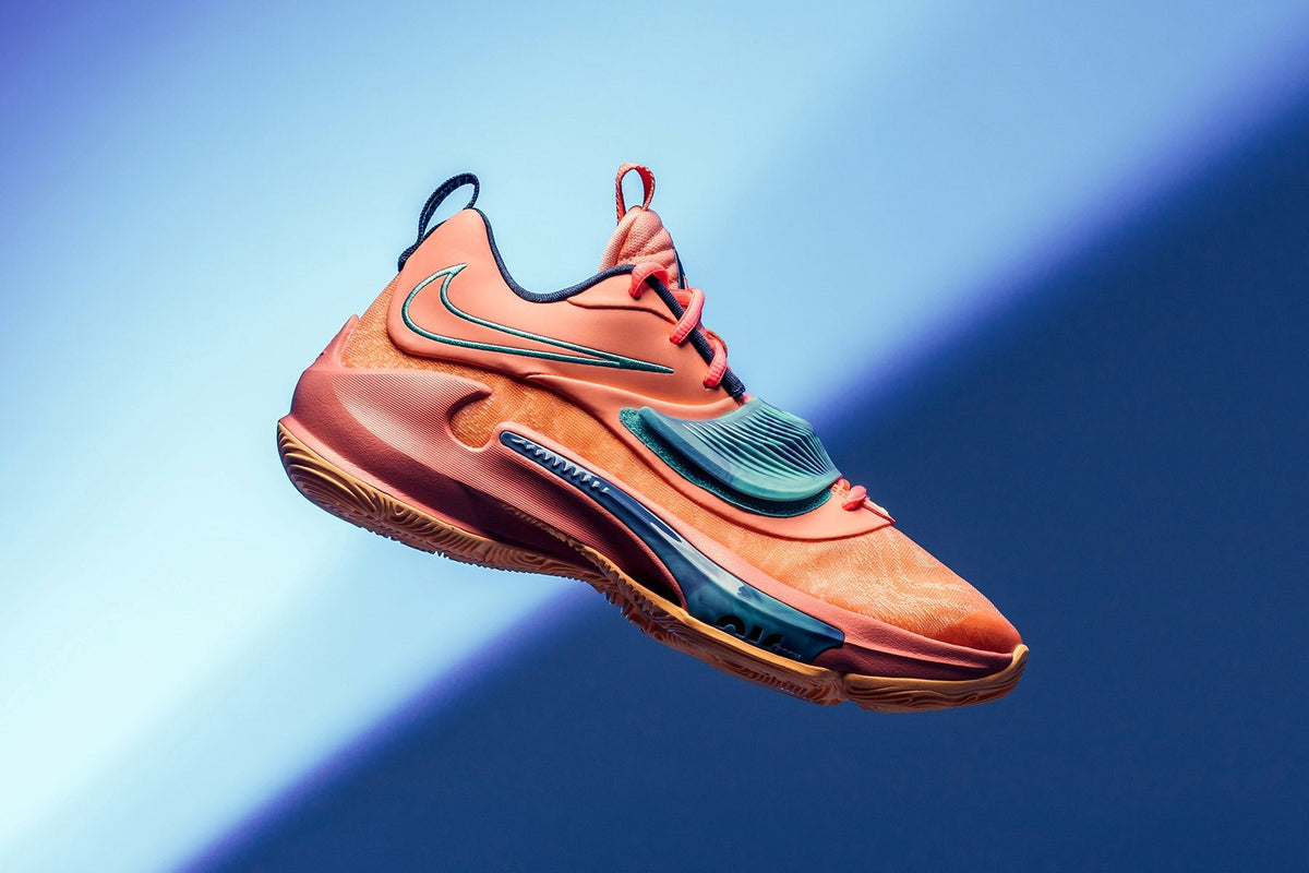 Zoom Freak 3 - Crimson Bliss/Thunder Blue/Dynamic Turq Nike