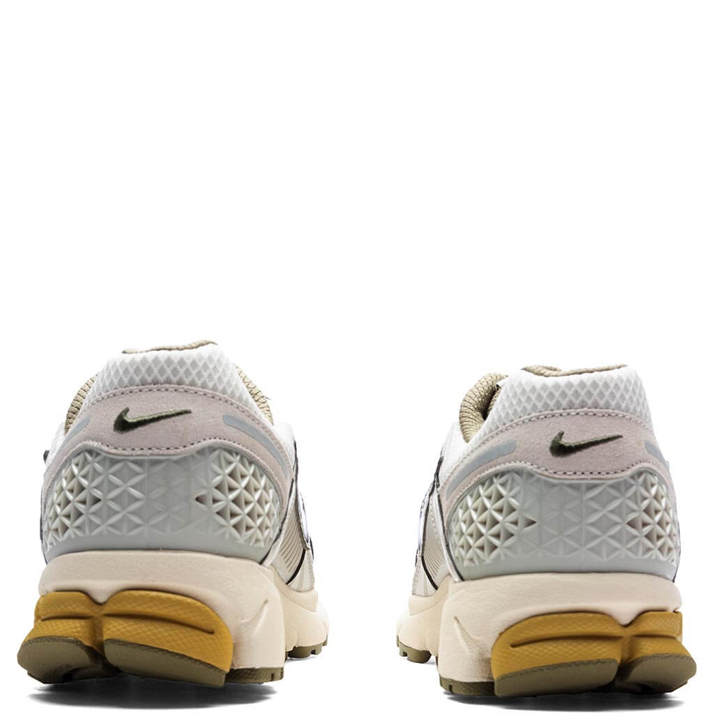 Zoom Vomero 5 SP - Light Bone/Medium Olive/Neutral Olive Nike