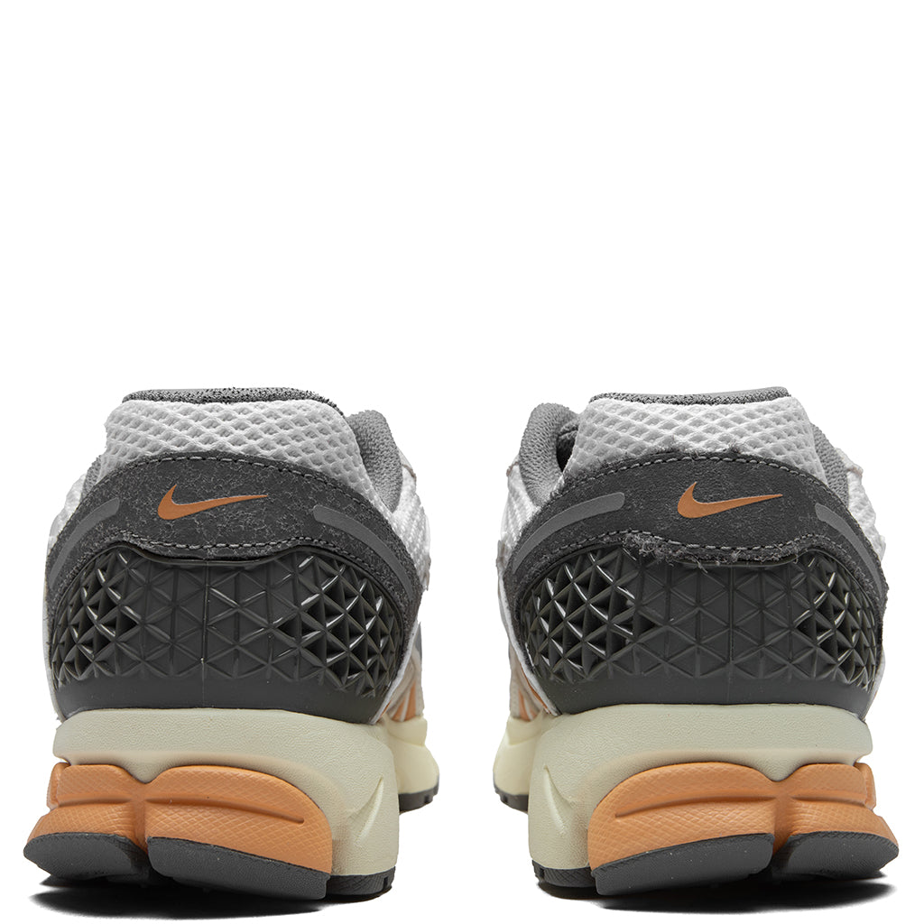 Zoom Vomero 5 - Phantom/Flat Pewter/Copper Moon Nike