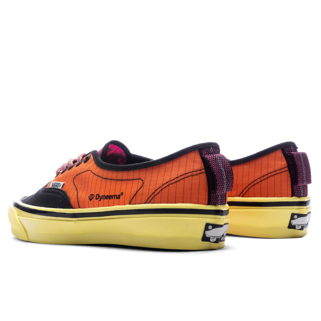 OTW Authentic HT Vibram - Black/Solar Vans