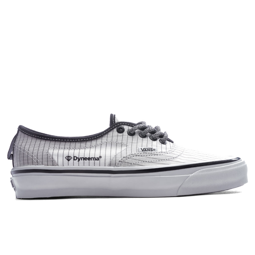 OTW Authentic HT Vibram - Black/White Vans