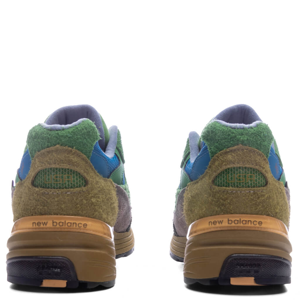 New Balance x Salehe Bembury 992 'Calm Be the Crater' - Green New Balance