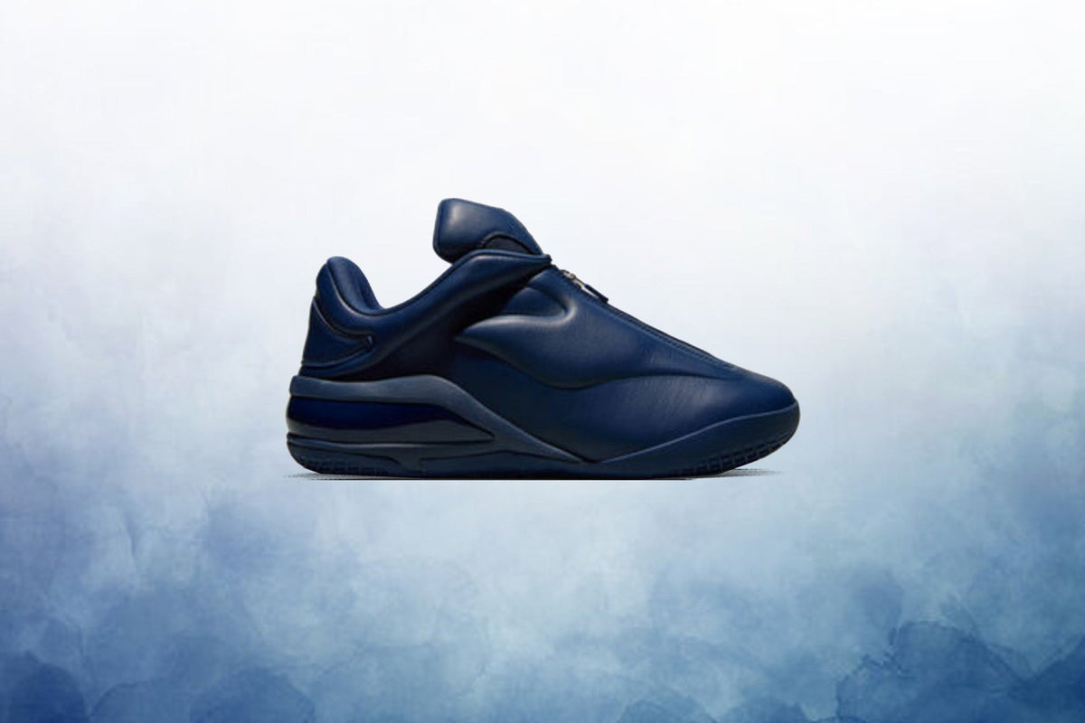 Shai 001 'Ink' - Navy/Into Void/Navy Converse