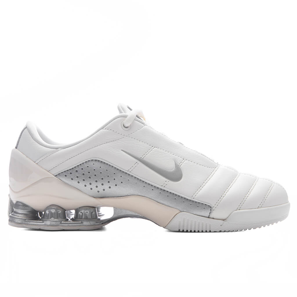 Women's Total 90 Shox Magia 'Sail' - Sail/Metallic Silver/Pale Ivory Nike