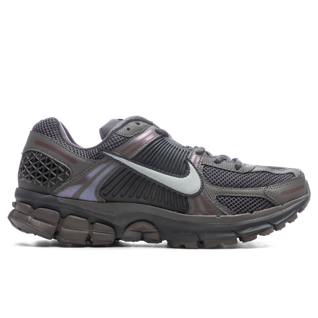 Zoom Vomero 5 - Cave Stone/Metallic Silver/Multi-Color Nike