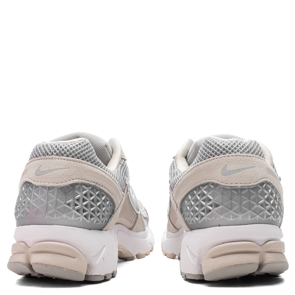 Zoom Vomero 5 - Light Orewood Brown/Light Smoke Grey/White Nike