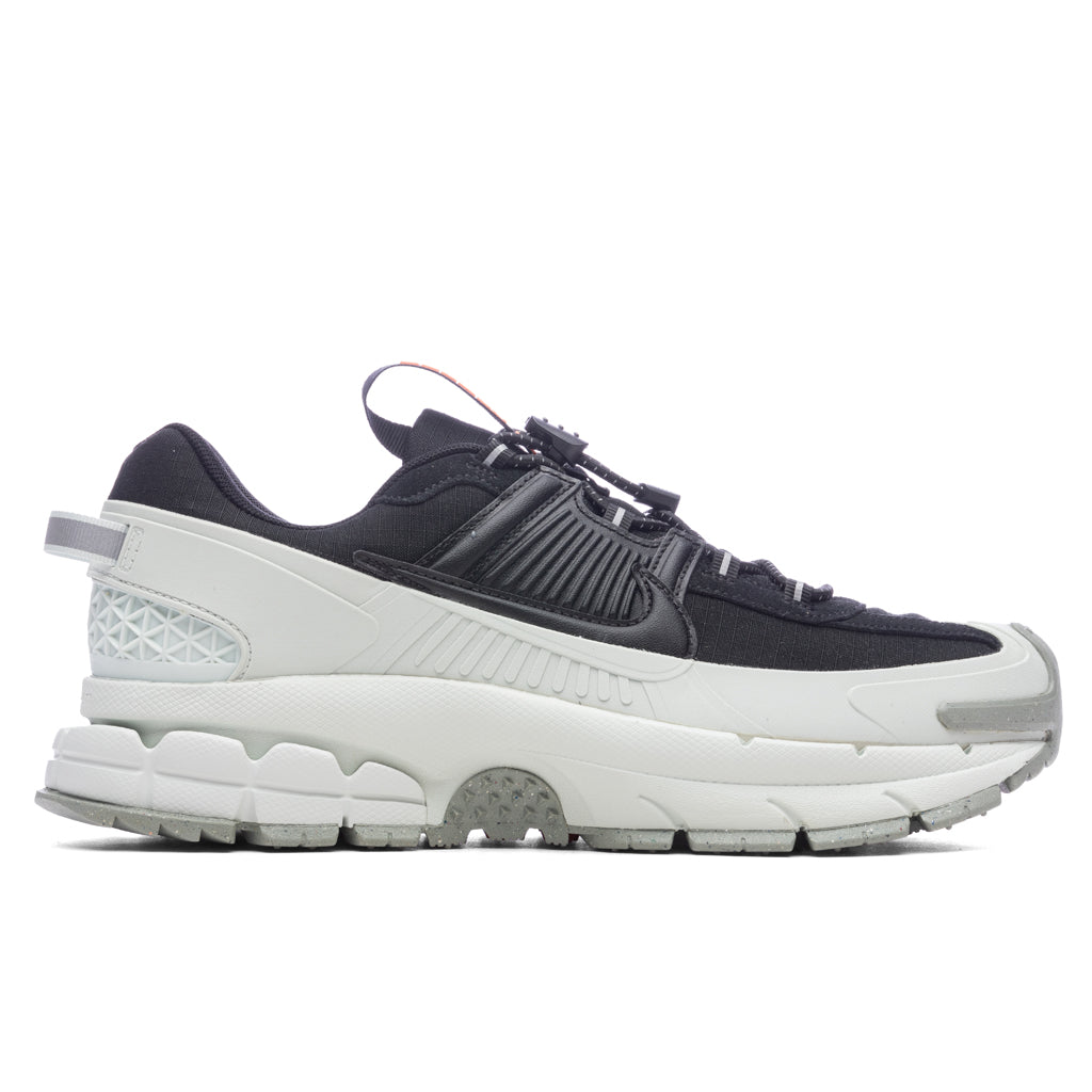 Zoom Vomero Roam - Black/Light Silver/Jade Horizon Nike
