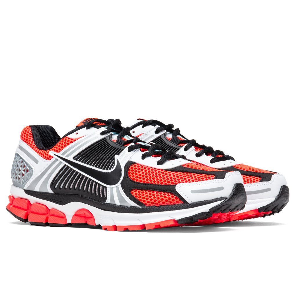 Zoom Vomero 5 SE - Bright Crimson/Black Nike